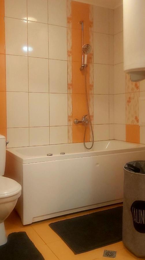 Saint Nicholas Varna Lovely 2 Bedroom Apartment With Sunny Garden Extérieur photo