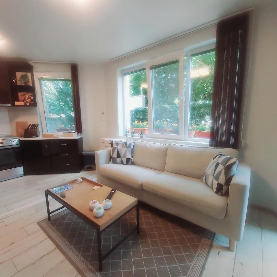 Saint Nicholas Varna Lovely 2 Bedroom Apartment With Sunny Garden Extérieur photo